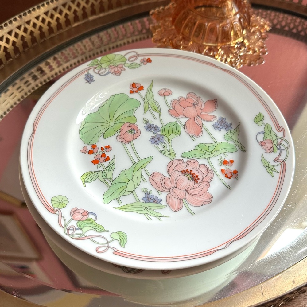 Set of 2 Vintage Bellaire Japan "Water Lily" Pink Blooms Whimsical Garden Plates